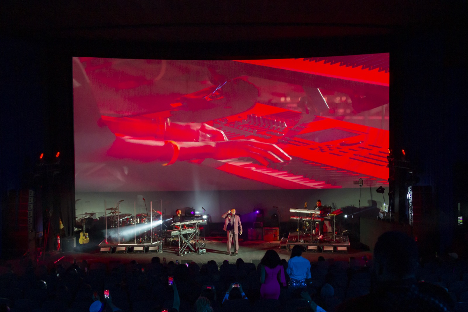 Ndlala Grandeur 2025, the stage under red light